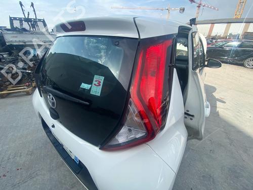 Used Right taillight Right taillight 37451103 37451103