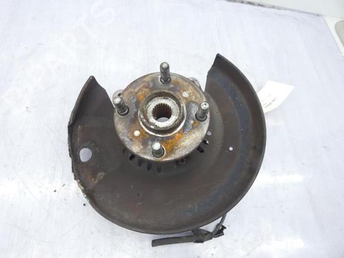 Used Left front steering knuckle TOYOTA YARIS (_P1_) 1.5 (NCP13_, NCP13R) (106 hp) 23688259