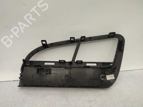 Used Warning switch Warning switch PEUGEOT 5008 (0U_, 0E_) 2.0 HDi 150 / BlueHDi 150 (150 hp) 25746626 25746626