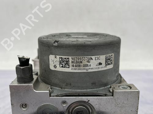 Used ABS pump ABS pump OPEL CORSA F (P2JO) 1.5 (68) (102 hp) 29839403 29839403