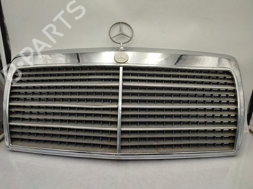 Used Grille MERCEDES-BENZ 124 Saloon (W124) 250 D (124.125) (94 hp) 29074180