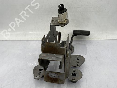 Used Break pedal Break pedal RENAULT MEGANE III Grandtour (KZ0/1) 1.5 dCi (KZ09, KZ0D, KZ1G, KZ29, KZ14, KZ1W, KZ10, KZ1F,... (110 hp) 29839235 29839235