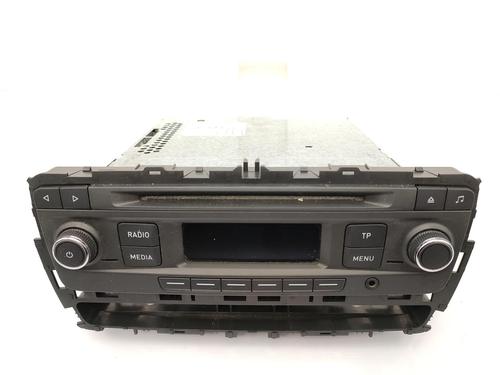Radio SEAT IBIZA IV (6J5, 6P1) 1.2 TSI | BP23678711E6 