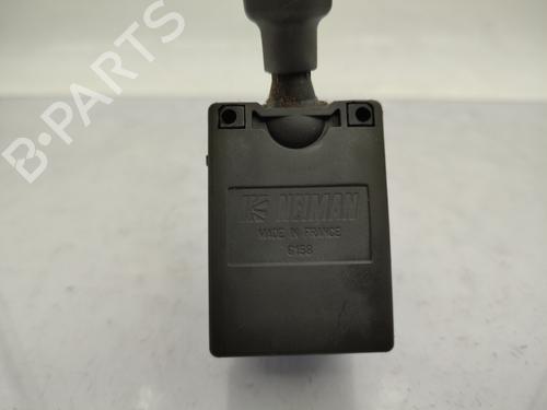 Steering column stalk PEUGEOT 106 I (1A, 1C) 1.0 | BP23739163I23 