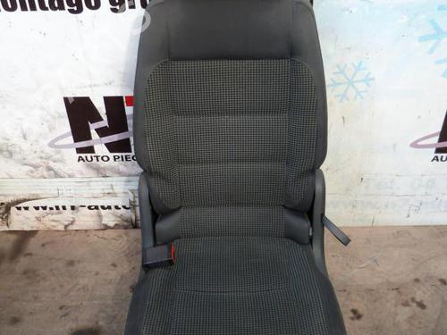 Sæde Bagtil VW TOURAN (1T1, 1T2) 2.0 TDI 16V (140 hp) 23693968