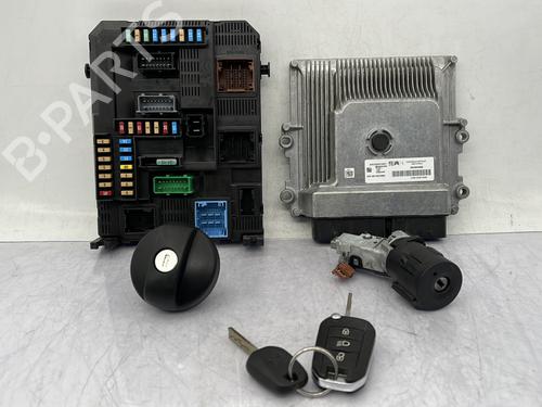Used Electronic module PEUGEOT 2008 I (CU_) 1.2 THP 110 / PureTech 110 (110 hp) 30852708