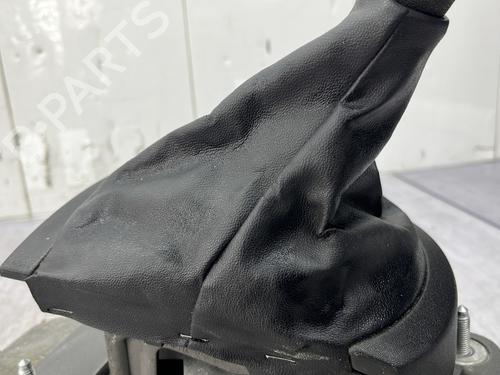 Used Gear lever Gear lever SEAT IBIZA III (6L1) 1.9 TDI (100 hp) 33657414 33657414