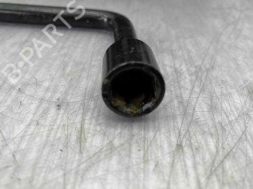Jack Kit PEUGEOT 208 II (UB_, UP_, UW_, UJ_) 1.2 PureTech 75 | BP26526324C119 