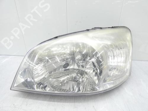 Left headlight HYUNDAI GETZ (TB) 1.5 CRDi | BP23699332C28 
