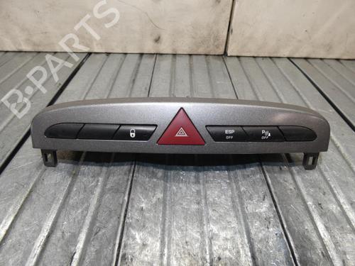 Used Warning switch PEUGEOT 308 I (4A_, 4C_) 1.6 HDi (109 hp) 23697702