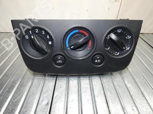 AC Styreenhet / Manøvreringsenhet FORD FIESTA V (JH_, JD_) 1.4 TDCi (68 hp) 23686447