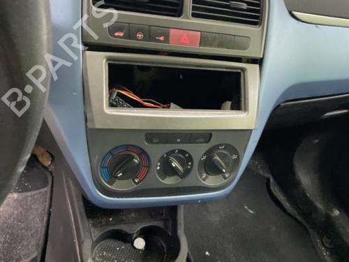 Climate control FIAT GRANDE PUNTO (199_) 1.3 D Multijet (199.AXD11, 199.AXD1A, 199.AXD1B,... | BP23677744I5  - Image 19