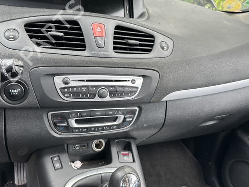 Left tailgate light RENAULT SCÉNIC III (JZ0/1_) 1.5 dCi | BP23681796C79 - Image 30