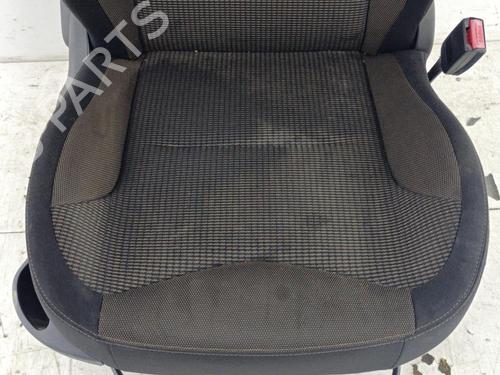 Used Right front seat PEUGEOT 308 SW I (4E_, 4H_) 1.6 HDi (114 hp) 23722212