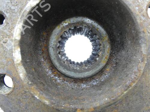 Achsschenkel links vorne für NISSAN MICRA III (K12) 1.2 16V (80 hp) 23670533