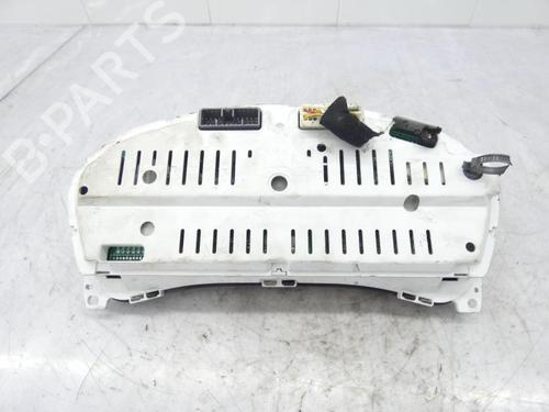 Used Instrument cluster HYUNDAI TUCSON (JM) 2.0 CRDi (113 hp) 23699561