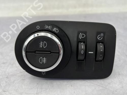 Used Headlight switch Headlight switch OPEL CORSA E (X15) 1.4 Turbo (08, 68) (101 hp) 31300553 31300553