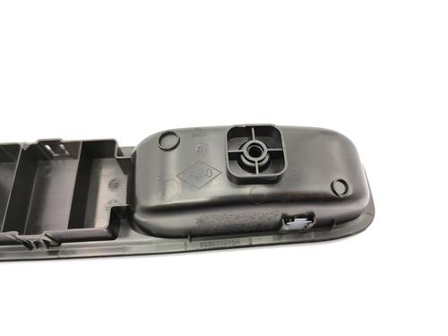 Right front window switch DACIA SANDERO III 1.0 TCe 90 | BP23753541I26 - Image 9