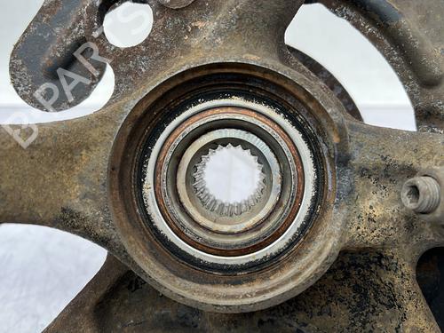 Right front steering knuckle VW POLO III (6N1) 64 1.9 D | BP24958165M26 