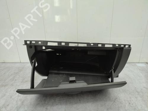 Used Glove box Glove box RENAULT CLIO III (BR0/1, CR0/1) 1.5 dCi (BR17, CR17) (86 hp) 23710005 23710005