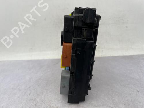 Used Fuse box Fuse box PEUGEOT 307 Break (3E) 1.4 16V (88 hp) 40504322 40504322