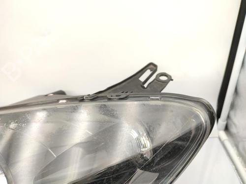 Left headlight PEUGEOT 1007 (KM_) 1.6 HDi | BP23705335C28 