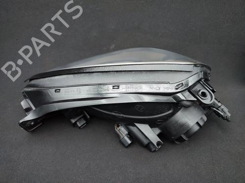 Right headlight HYUNDAI TUCSON (JM) 2.0 CRDi All-wheel Drive | BP23680398C29 