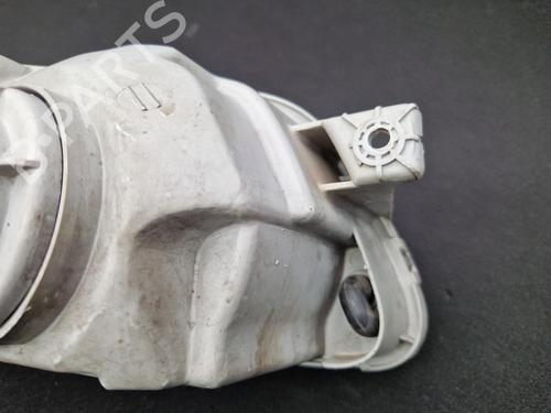 Left headlight HYUNDAI H-1 / STAREX Bus (A1) 2.5 TCi | BP23729284C28 