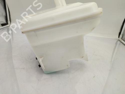 Windscreen washer tank TOYOTA YARIS (_P13_) 1.0 (KSP130_, KSP130) | BP27896283C113 