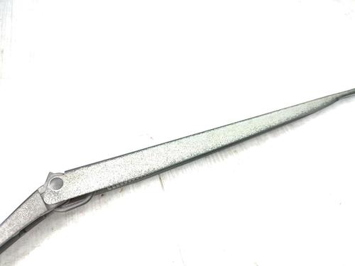 Used Front windshield wiper arm Front windshield wiper arm RENAULT LAGUNA III (BT0/1) 1.5 dCi (BT00, BT0A, BT0T, BT1J) (110 hp) 23718702 23718702