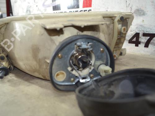 Used Right headlight Right headlight CITROËN ZX (N2) 1.4 i (75 hp) 23686228 23686228