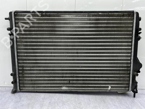 Used Water radiator RENAULT SCÉNIC I MPV (JA0/1_, FA0_) 1.9 dCi (JA05, JA1F) (102 hp) 23675009