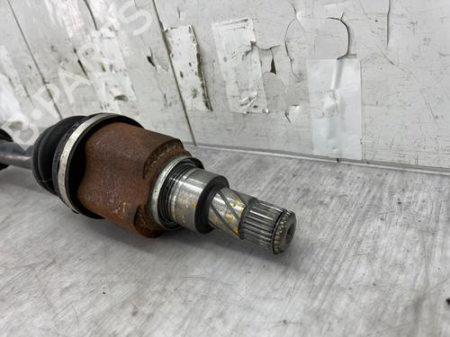 Drivaksel fortil Højre Drivaksel fortil Højre NISSAN NOTE (E12) 1.2 DIG-S (98 hp) 37418964 37418964