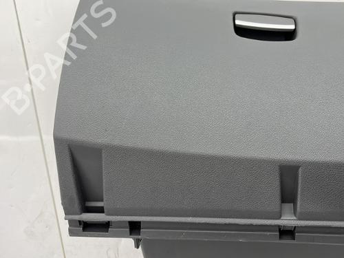 Used Glove box Glove box RENAULT LAGUNA III (BT0/1) 2.0 dCi (BT07, BT0J, BT14, BT1A, BT1S) (131 hp) 23754564 23754564