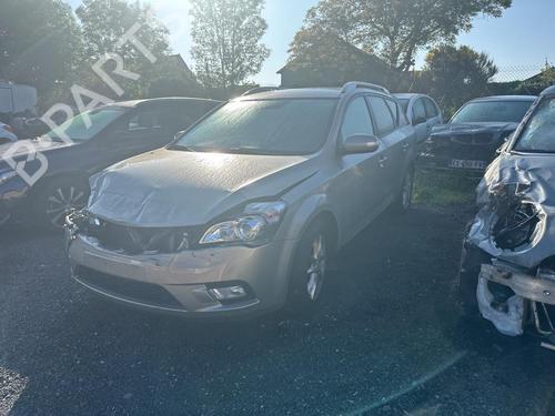 Front right seatbelt KIA CEE'D SW (ED) 1.6 CRDi 115 | BP23761257I25  - Image 13