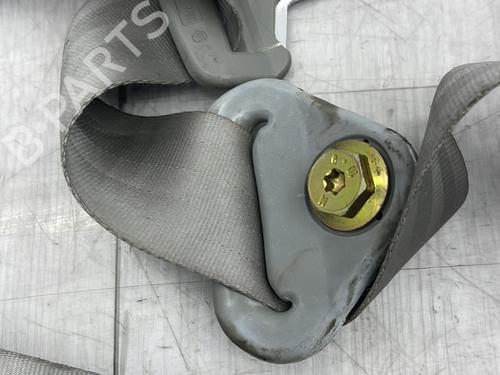 Used Front right seatbelt Front right seatbelt RENAULT SCÉNIC I MPV (JA0/1_, FA0_) 1.4 16V (JA0D, JA1H, Ja0W, JA10) (95 hp) 23673860 23673860