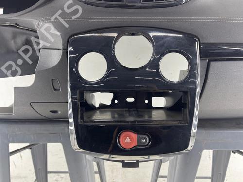 Dashboard RENAULT CLIO III (BR0/1, CR0/1) 1.5 dCi (BR0H, CR0H, CR1S, BR1S) | BP36801503C46  - Image 10