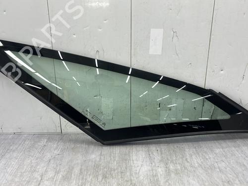 venstre-foran-trekantet-rude-citroen-c4-picasso-ii-2013-31804314 main image