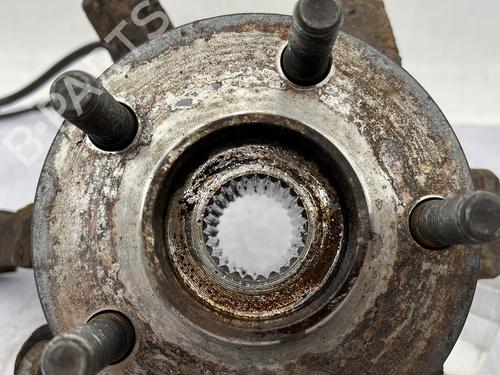Left front steering knuckle CHRYSLER PT CRUISER (PT_) 2.2 CRD | BP26933629M25 