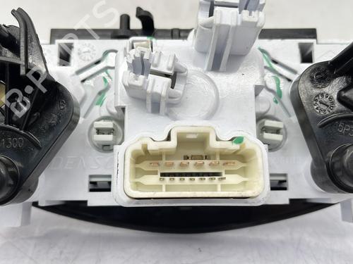 Used Climate control Climate control DACIA SANDERO II 1.5 Blue dCi 95 (B8JL) (95 hp) 30722907 30722907