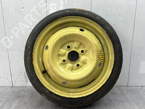 Used Jack Kit TOYOTA YARIS (_P1_) 1.0 (SCP10_, SCP10R) (68 hp) 33204137
