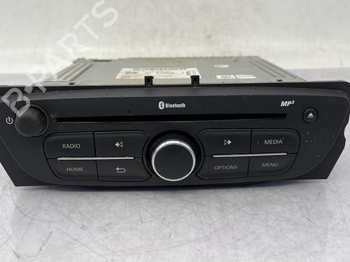 Radio RENAULT KANGOO Express (FW0/1_) 1.5 dCi 90 (FW0G, FW05, FW08, FW11) | BP33211881E6 - Image 4