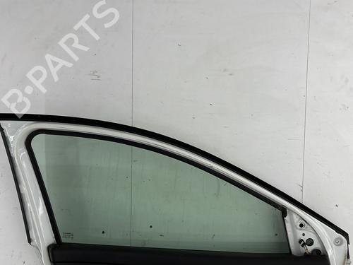 Left front door RENAULT MEGANE III Grandtour (KZ0/1) 1.5 dCi (KZ09, KZ0D, KZ1G, KZ29, KZ14, KZ1W, KZ10, KZ1F,... | BP27599539C2