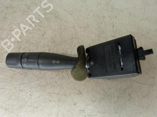 Used Switch PEUGEOT 206 Hatchback (2A/C) 1.9 D (69 hp) 23666485