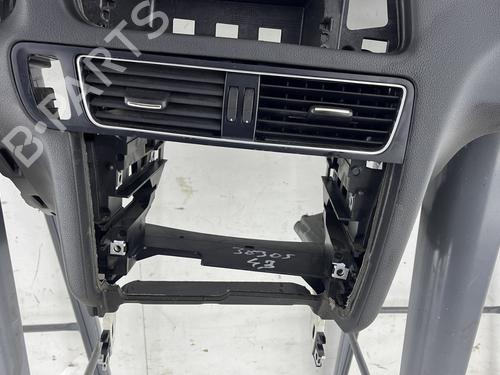 Dashboard AUDI Q5 (8RB) 2.0 TDI quattro | BP23761179C46 