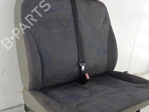 Right front seat RENAULT TRAFIC II Van (FL) 2.5 dCi 135 (FL0D) | BP23678121C16 
