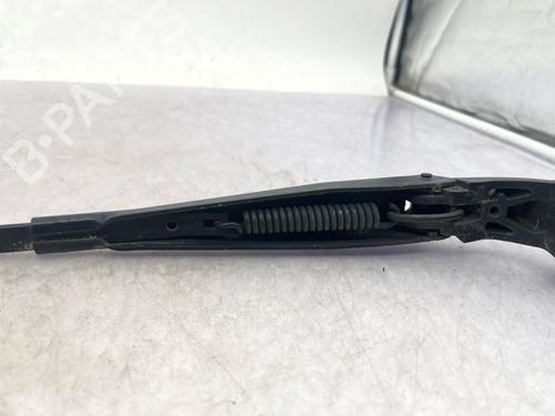 Used Front windshield wiper arm Front windshield wiper arm 37676473 37676473