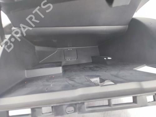 Used Glove box Glove box RENAULT CLIO III (BR0/1, CR0/1) 1.5 dCi (C/BR0G, C/BR1G) (68 hp) 23676754 23676754