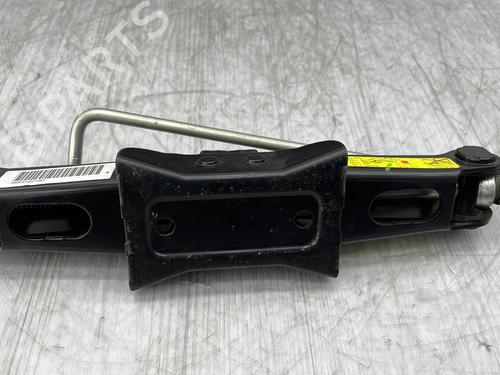 Jack Kit CITROËN C5 III (RD_) 1.6 HDi 110 (RD9HZC) | BP29999409C119