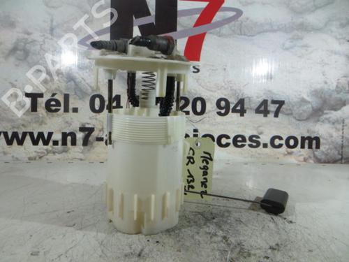 Used Fuel pump RENAULT MEGANE II (BM0/1_, CM0/1_) 1.5 dCi (BM0F, BM0T, BM2B, CM0F, CM0T) (82 hp) 23679801